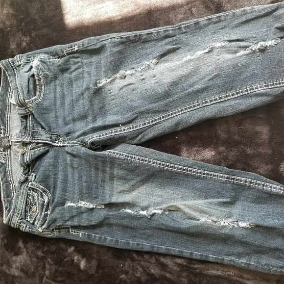 Capris - Picture 2 of 2